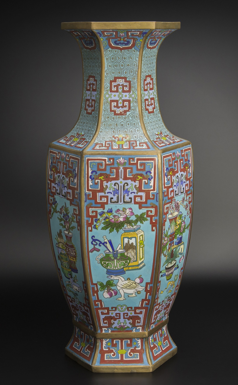 低価高評価清 掐丝珐琅动物花卉紋六方瓶 中国 古美術 その他